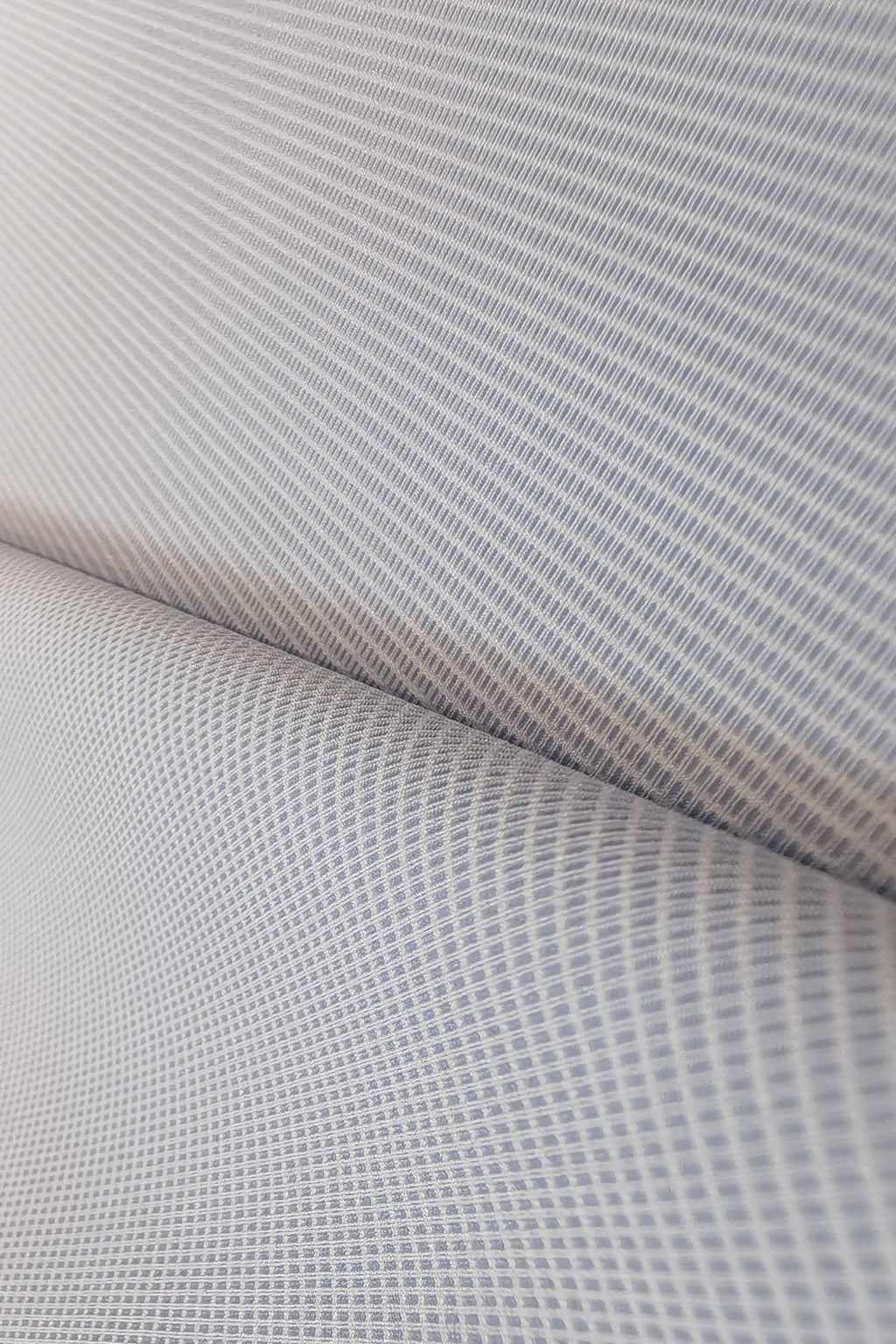 Premium Ultra-Fine Checkered Nylon-Polyester Blend for Sportswear & Menswear