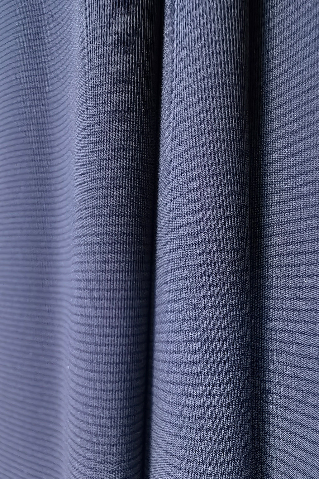 Ultra-Soft Cotton-Like Dual-Twist Cotton Interlayer Fabric